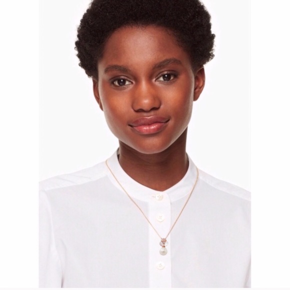 KATE SPADE • Disco Pansy Pearl Mini Drop Necklace - Picture 2 of 4